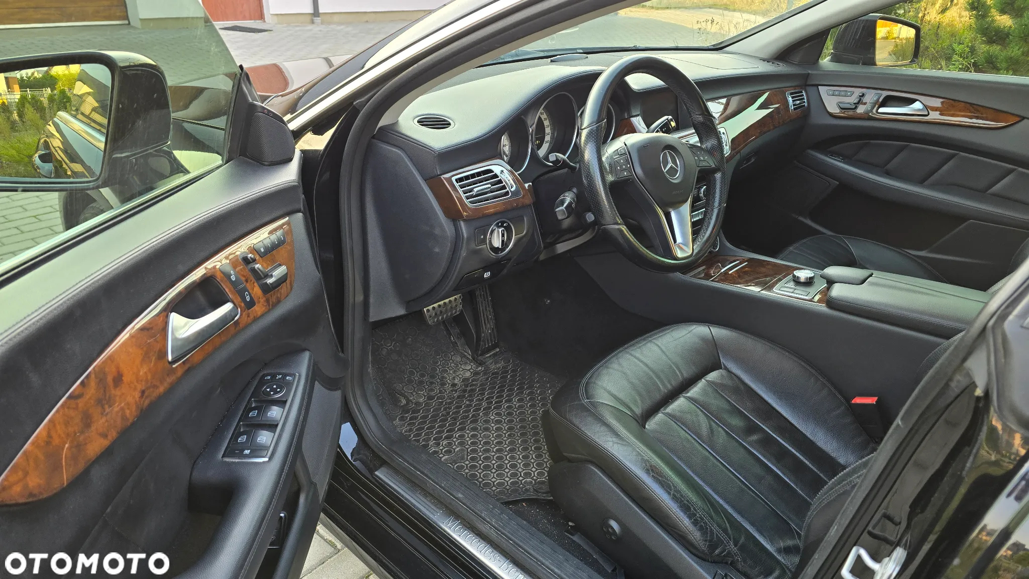 Mercedes-Benz CLS 350 CDI 4-Matic BlueEff - 8