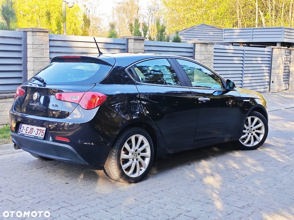 Alfa Romeo Giulietta - 14