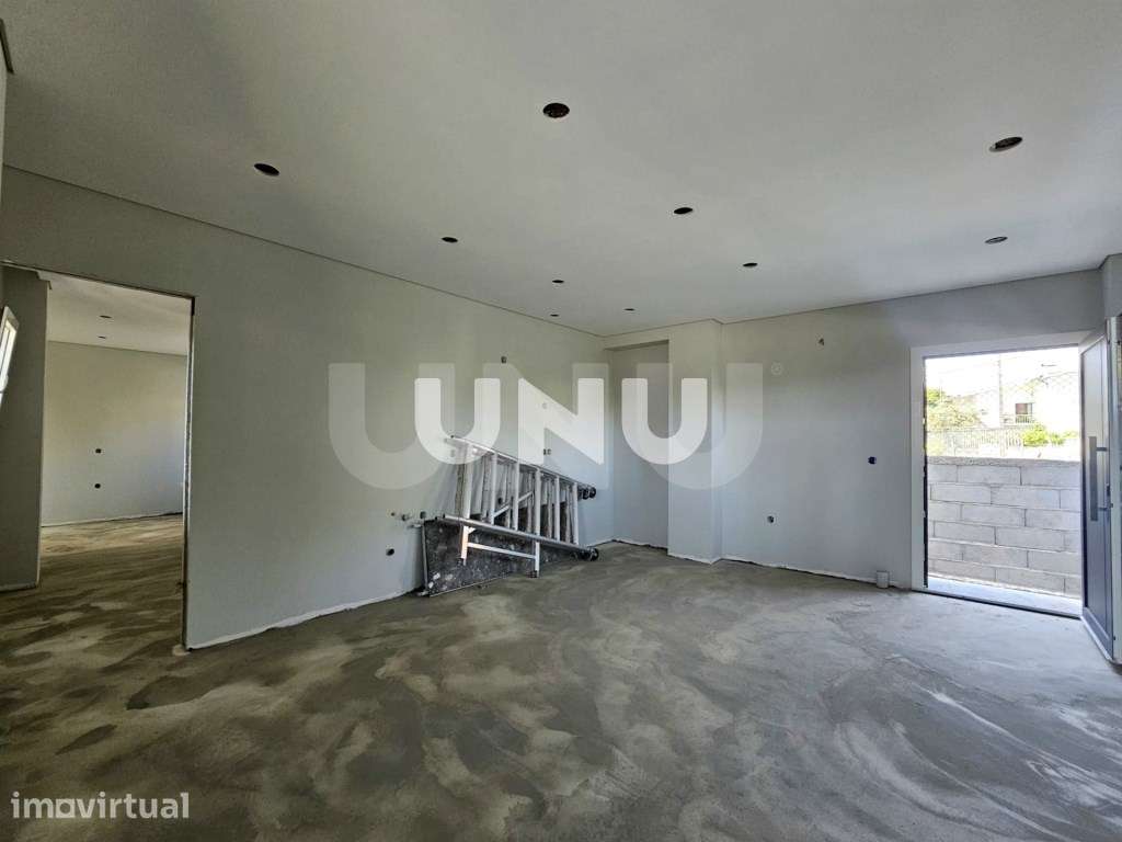 Apartamento T1 - Com Logradouro Agradável - Grande imagem: 3/10