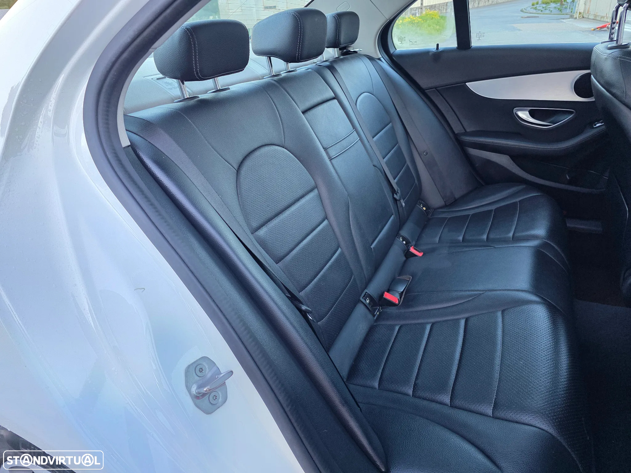 Mercedes-Benz C 350 e - 5