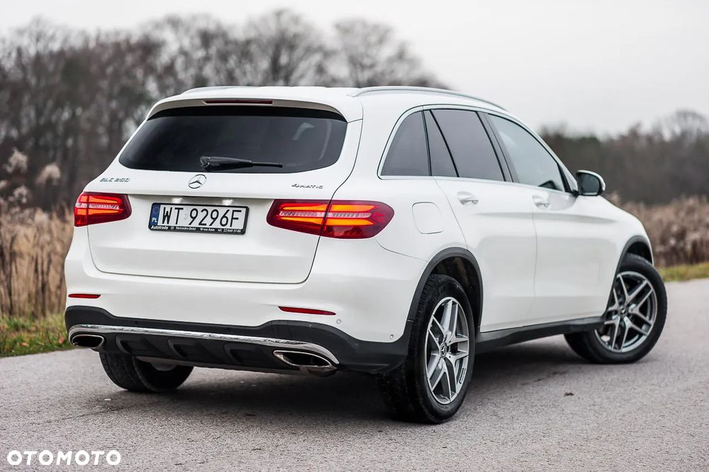 Mercedes-Benz GLC - 12