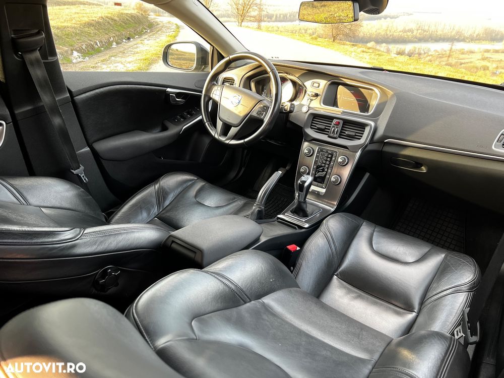 Volvo V40 - 11