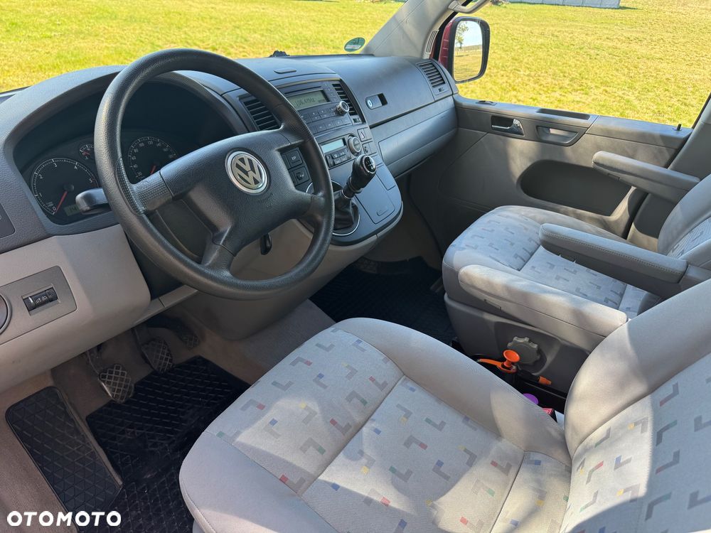 Volkswagen Multivan - 8