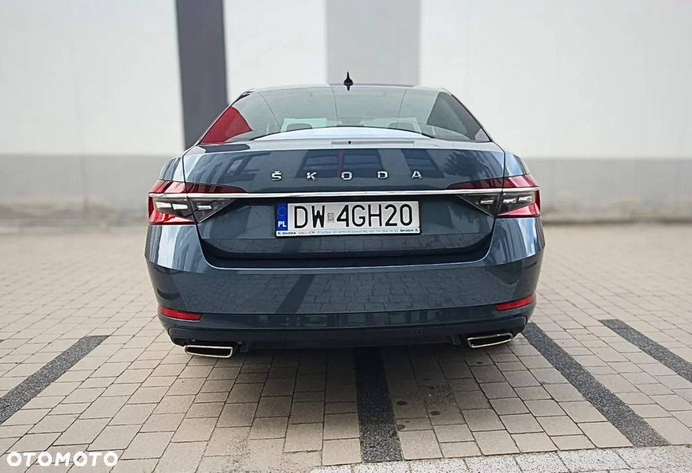 Skoda Superb 2.0 TSI 4x4 L&K DSG - 3