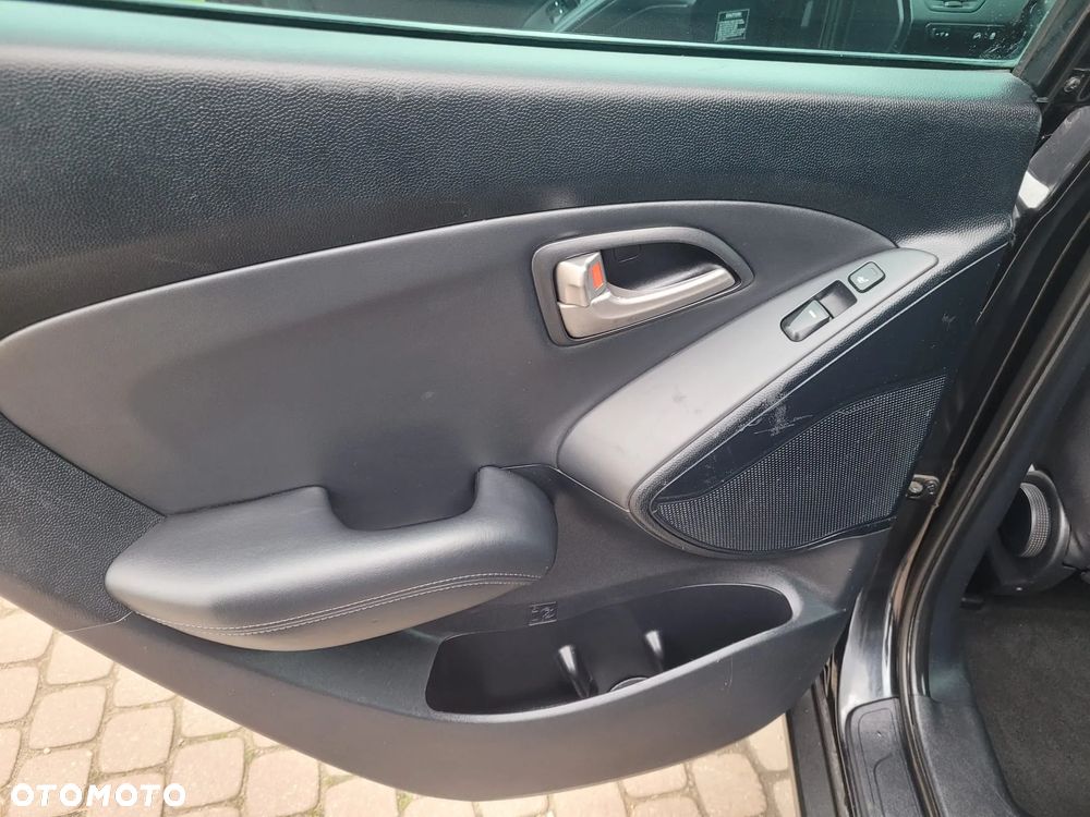 Hyundai ix35 2.0 CRDi Premium 2WD - 16