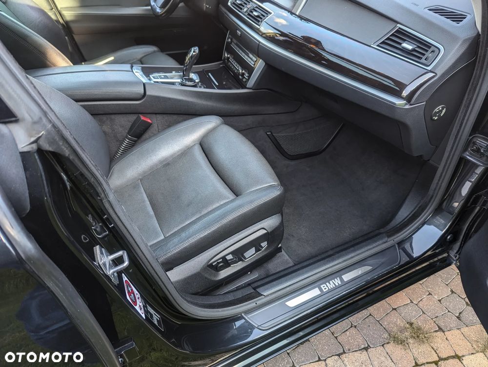 BMW 5GT 535d xDrive - 16