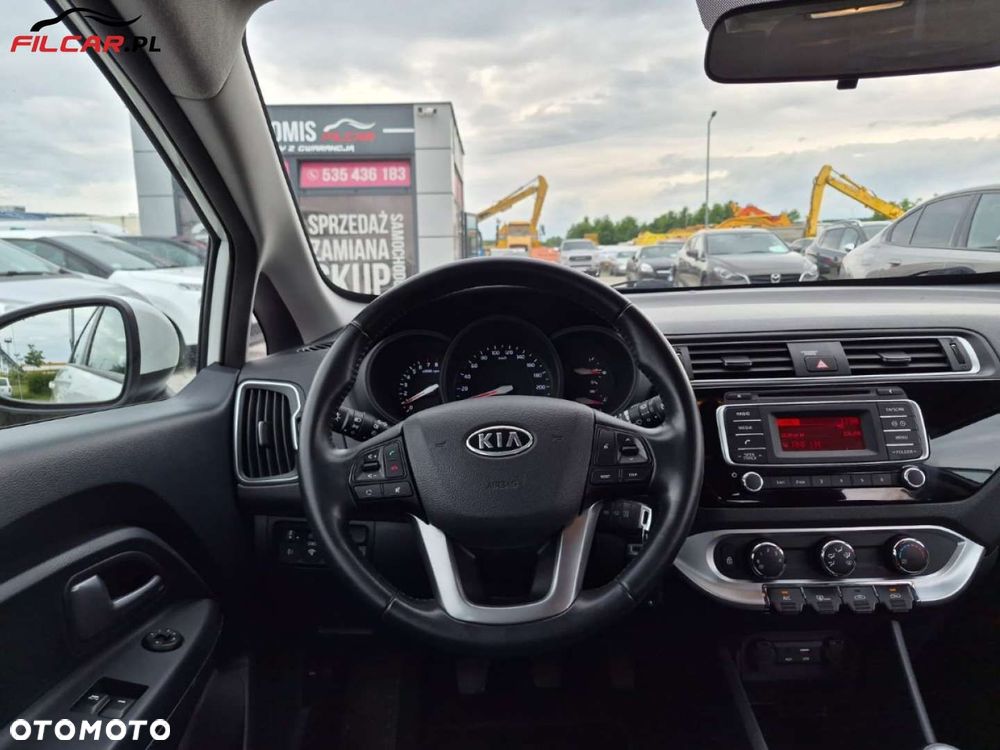 Kia Rio - 10