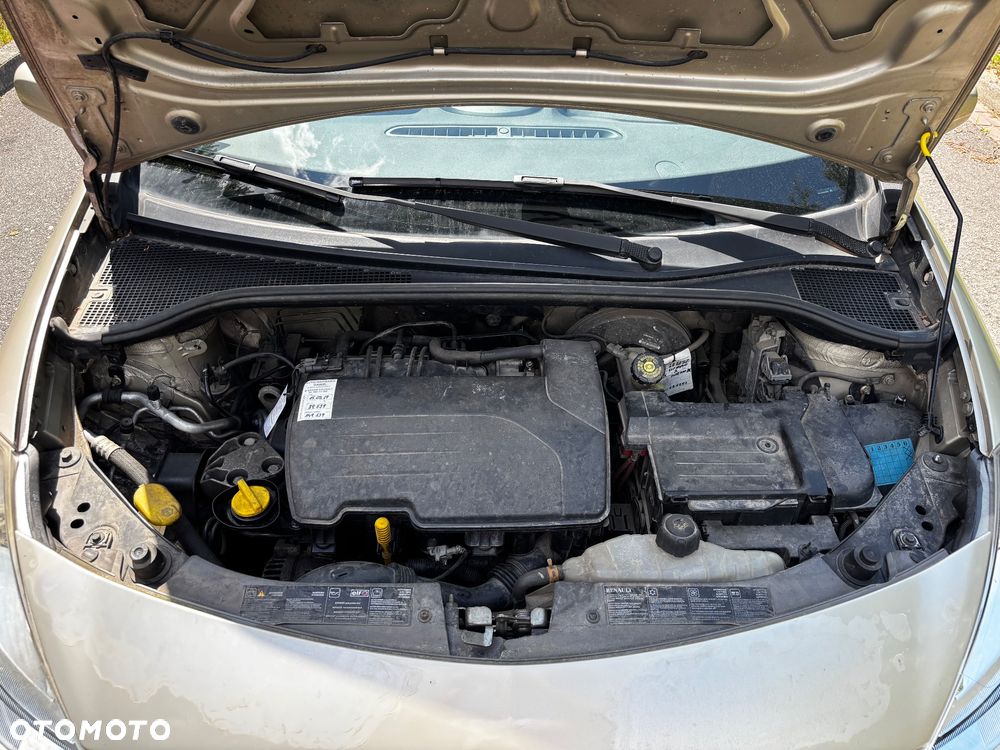 Renault Clio 1.2 16V Extreme - 9