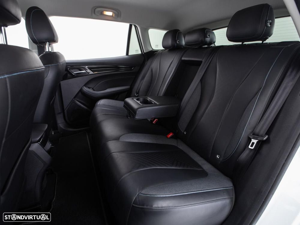 MG MG5 61 kWh Luxury - 11