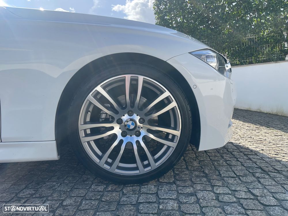 BMW 320 d Auto Pack M - 11