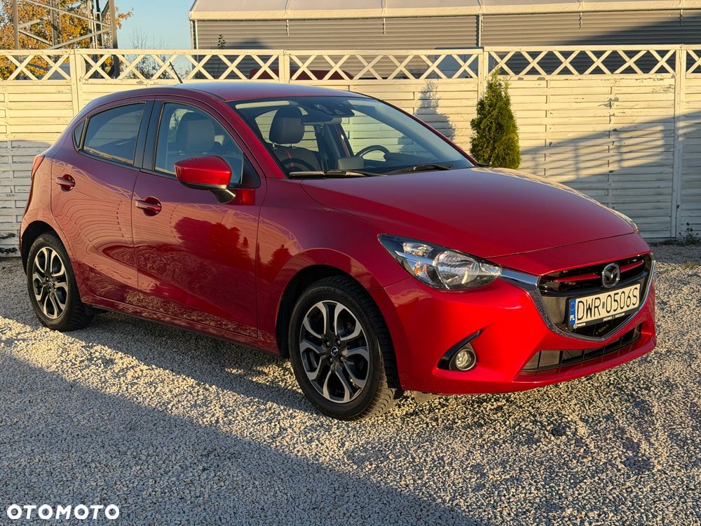 Mazda 2 2015 photo 4