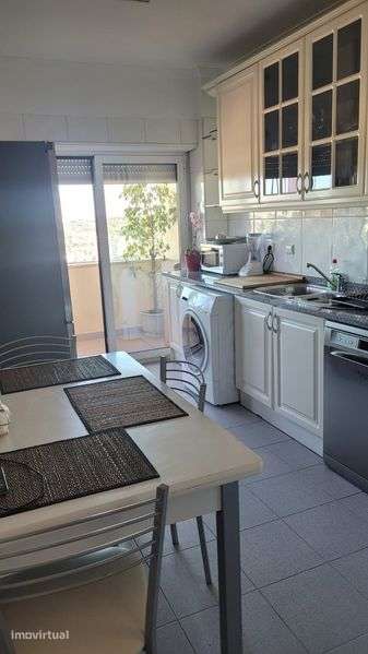 Arrendamento Apartamento T2 Odivelas com garagem - Grande imagem: 4/6