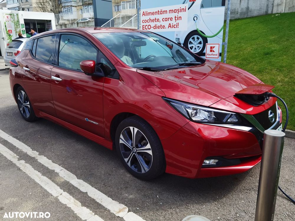 NISSAN Leaf 2019 — imagine 2