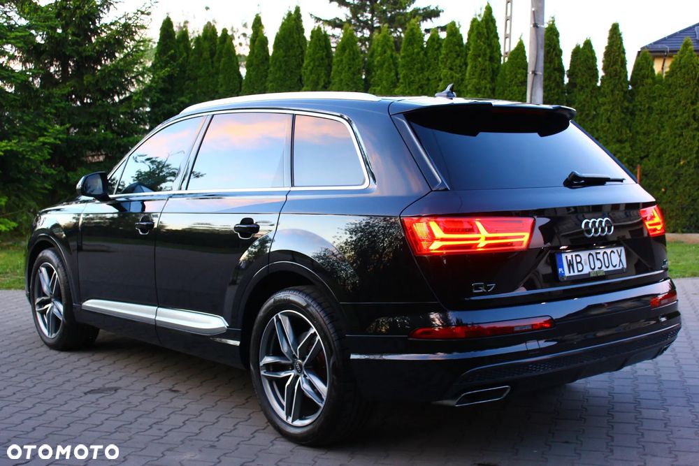 Audi Q7 - 16