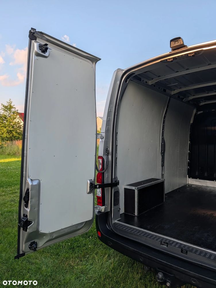 Opel Movano - 10