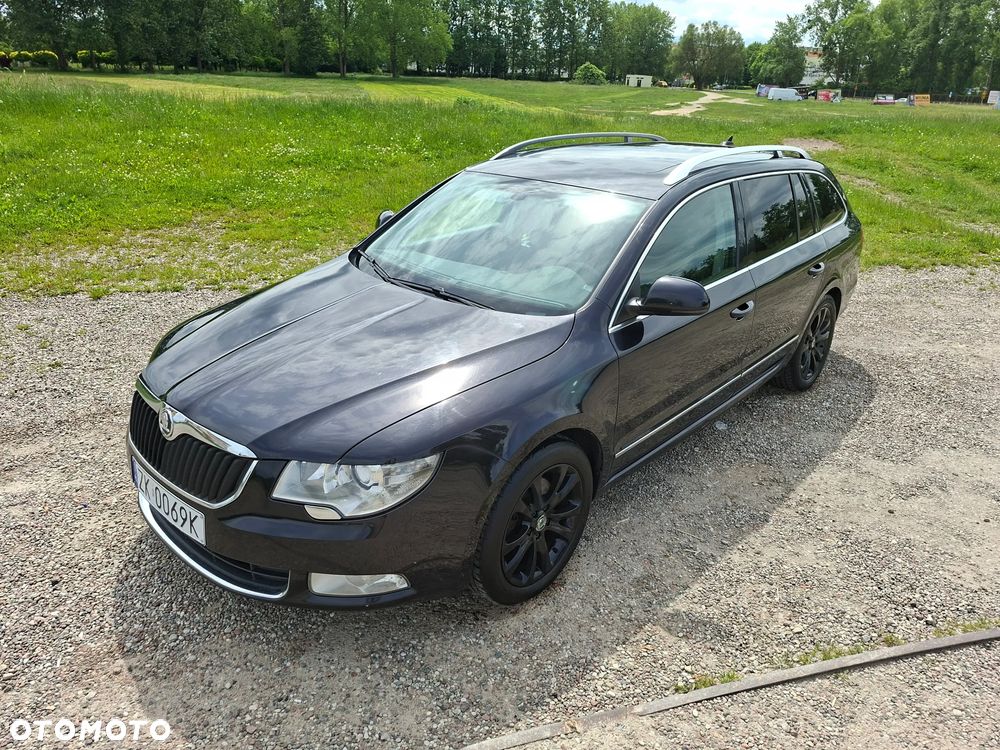 Skoda Superb 2.0 TDI Comfort DSG - 2