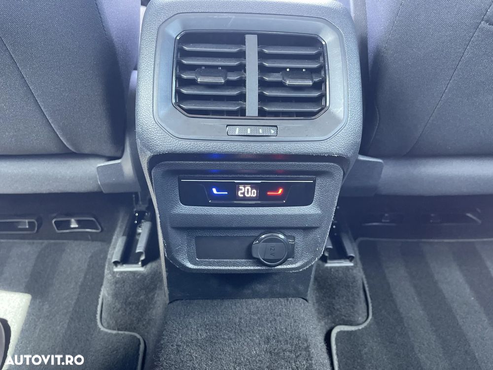 Volkswagen Tiguan - 26
