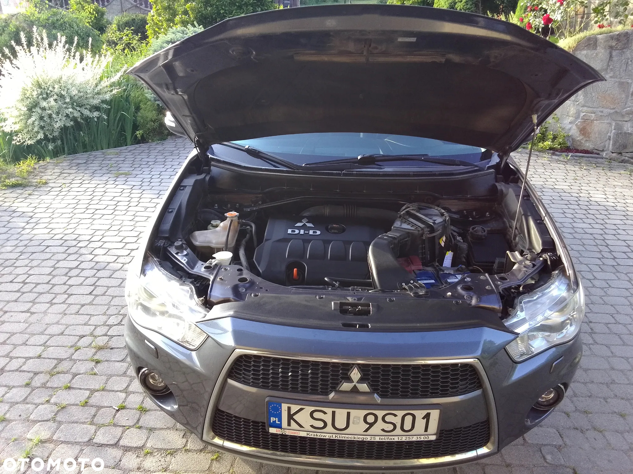 Mitsubishi Outlander 2.0 DID Intense + - 20