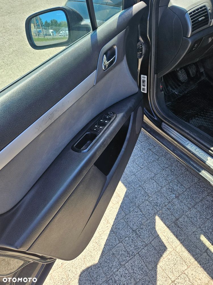Peugeot 407 2.0 HDI ST Komfort EU4 - 11