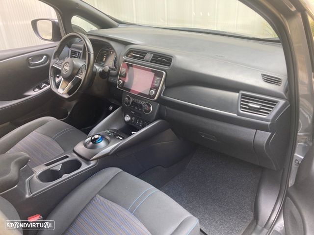 Nissan Leaf 40 kWh N-Connecta - 28