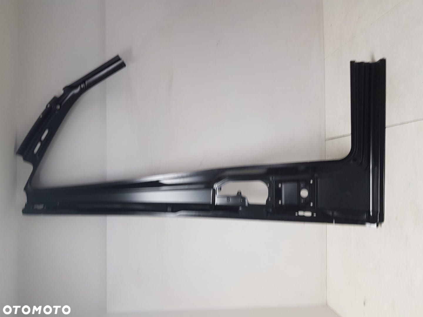 MERCEDES SPRINTER 907 910 POSZYCIE CWIARTKA PRÓG SŁUPEK DRZWI LEWY LEWA PRÓG - 3