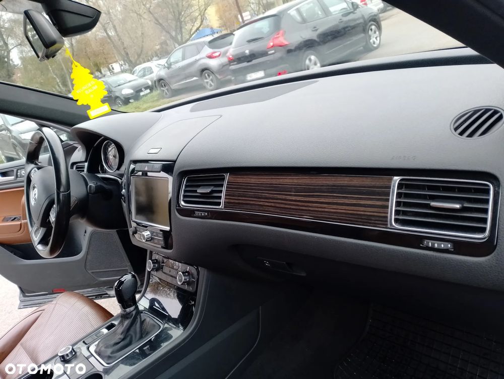 Volkswagen Touareg 3.0 V6 TDI BMT X-Edition - 16