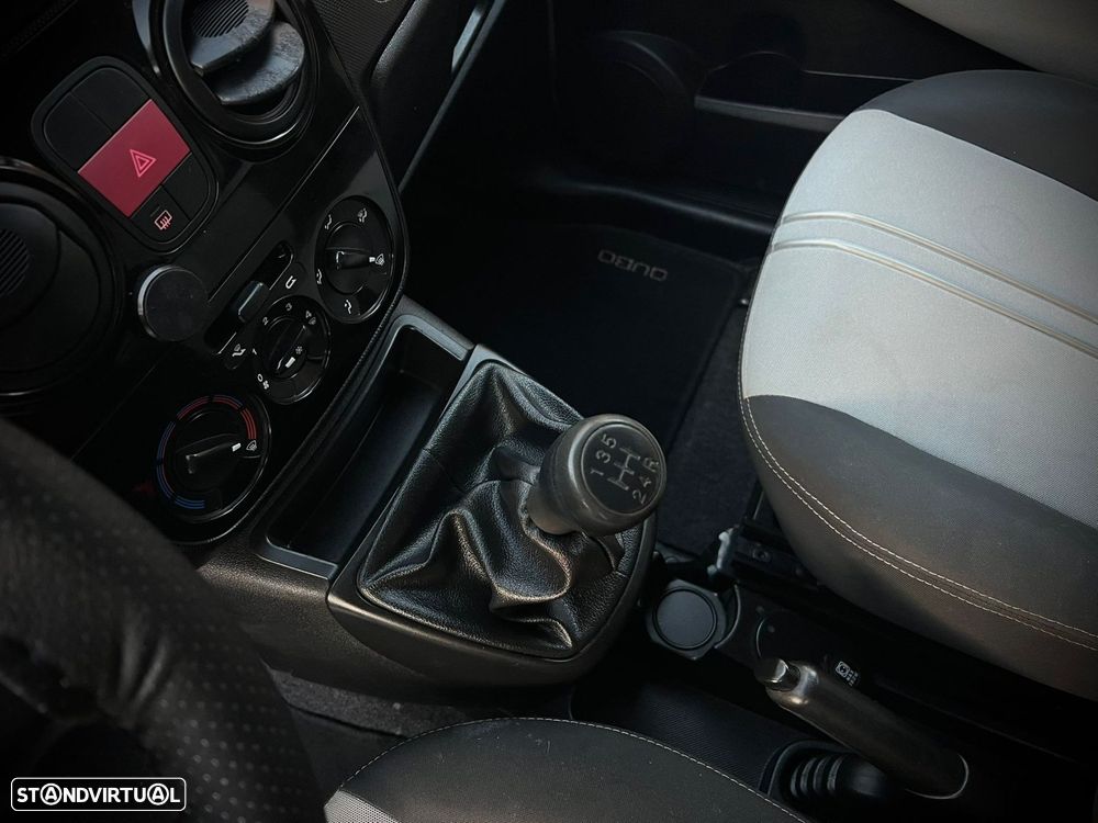 Fiat Qubo 1.3 M-Jet - 12