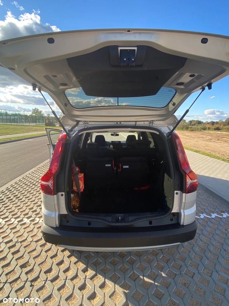 Dacia Jogger 1.0 TCe Expression 7os - 14