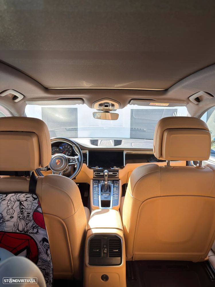 Porsche Macan Standard - 30