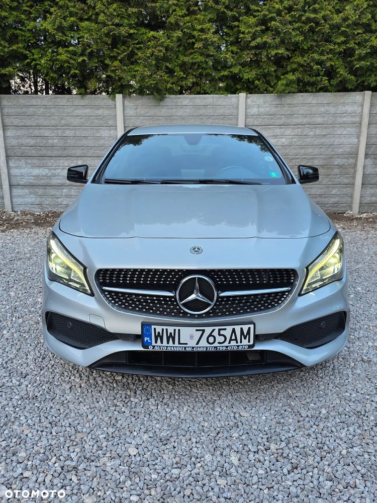 Mercedes-Benz CLA 180 7G-DCT AMG Line - 38