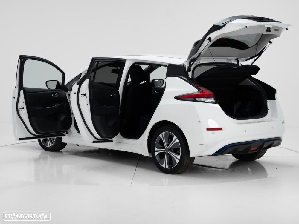 Nissan Leaf - 5