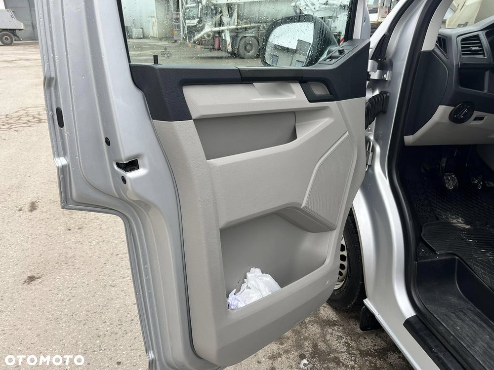 Volkswagen T6 Transporter Long - 12
