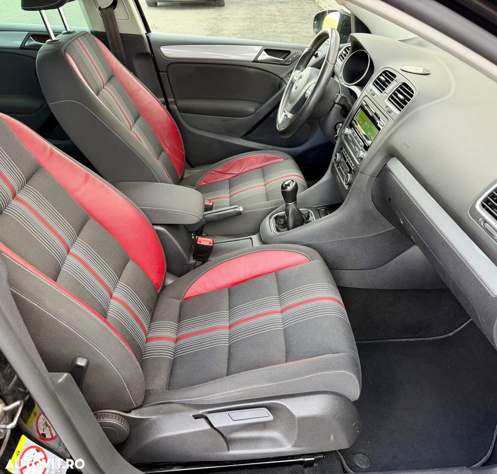 Volkswagen Golf - 13