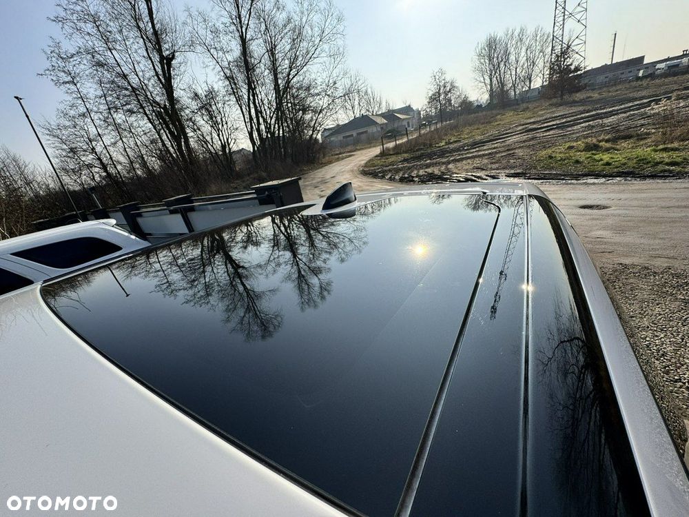 Land Rover Discovery - 20