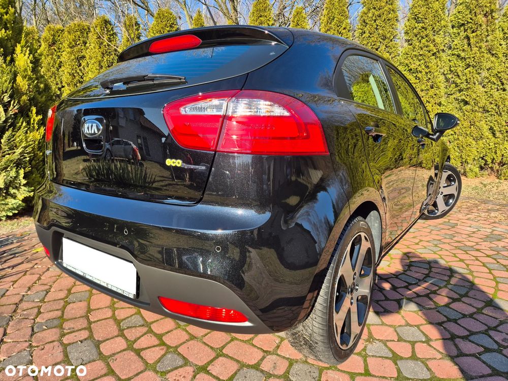 Kia Rio 1.2 Dream-Team Edition - 4
