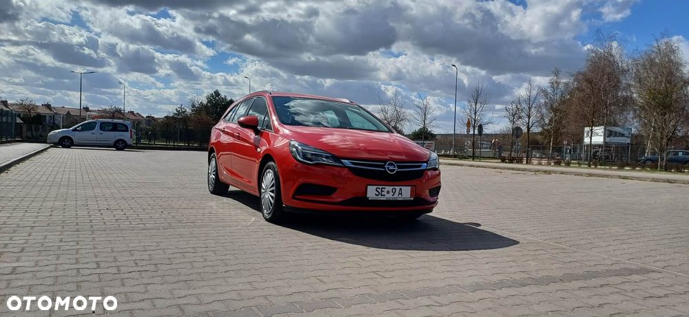 Opel Astra 1.6 D Start/Stop Dynamic - 1