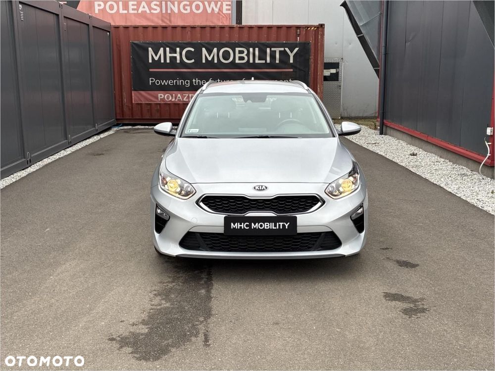 Kia Ceed 1.5 T-GDI M DCT - 11