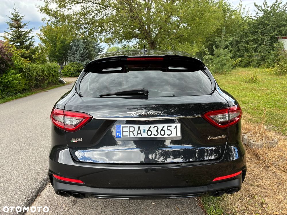 Maserati Levante S Q4 GranSport - 15