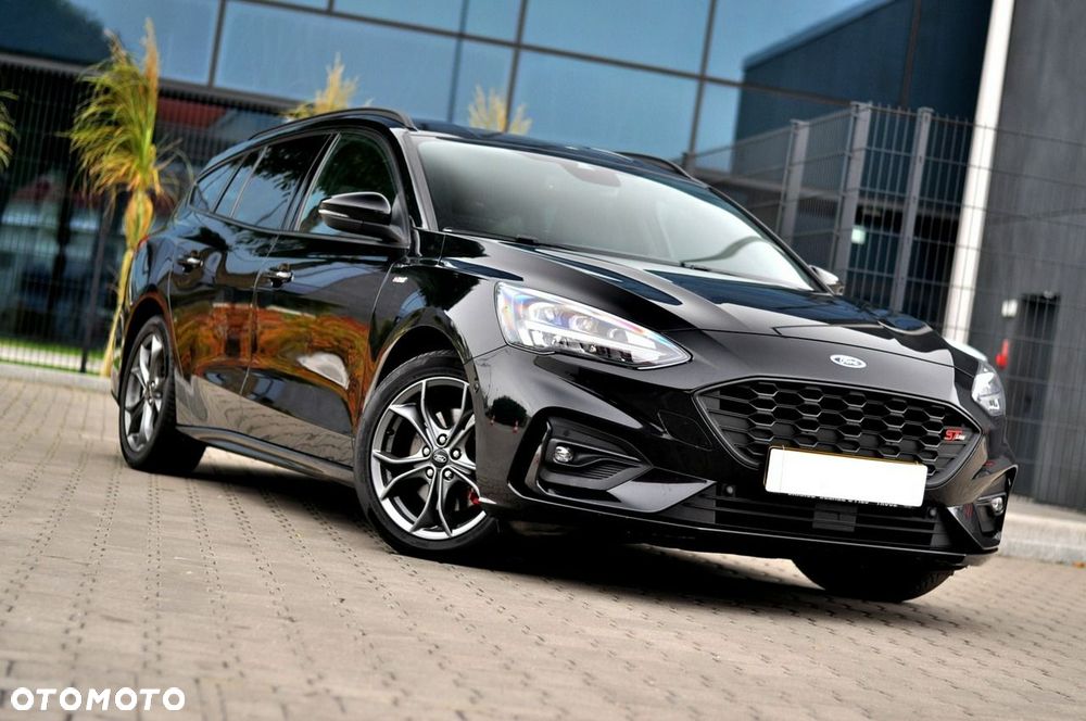 Ford Focus 1.5 EcoBlue Start-Stopp-System ST-LINE DESIGN - 9