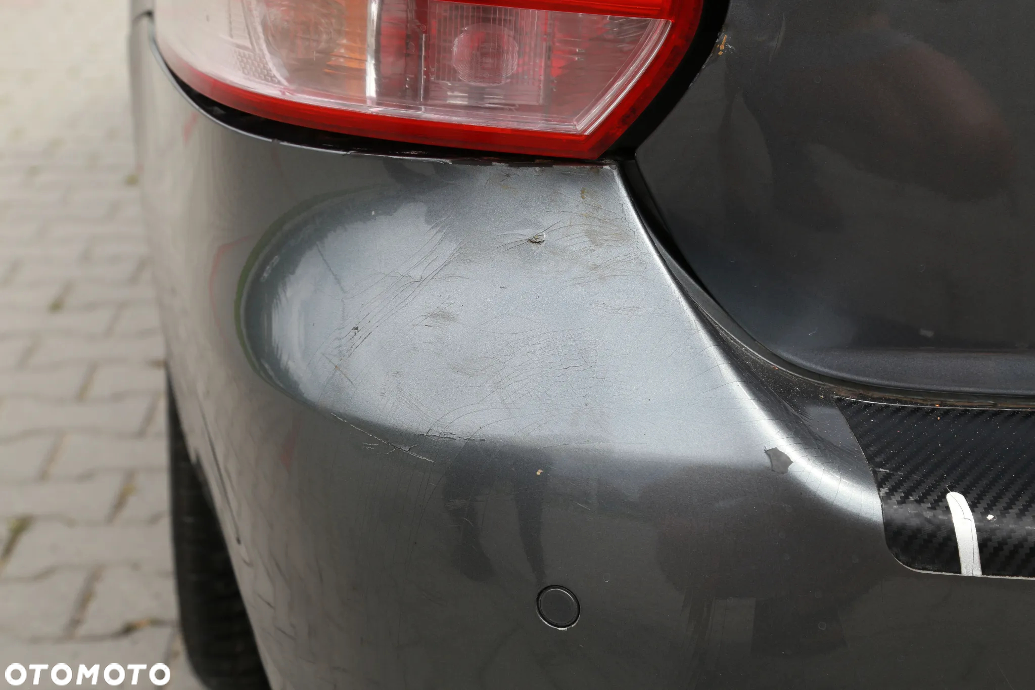 Volkswagen Golf 1.6 TDI DPF Comfortline - 34