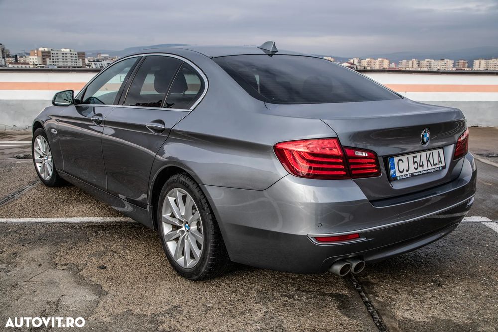 BMW Seria 5 520d Aut. Luxury Line - 3