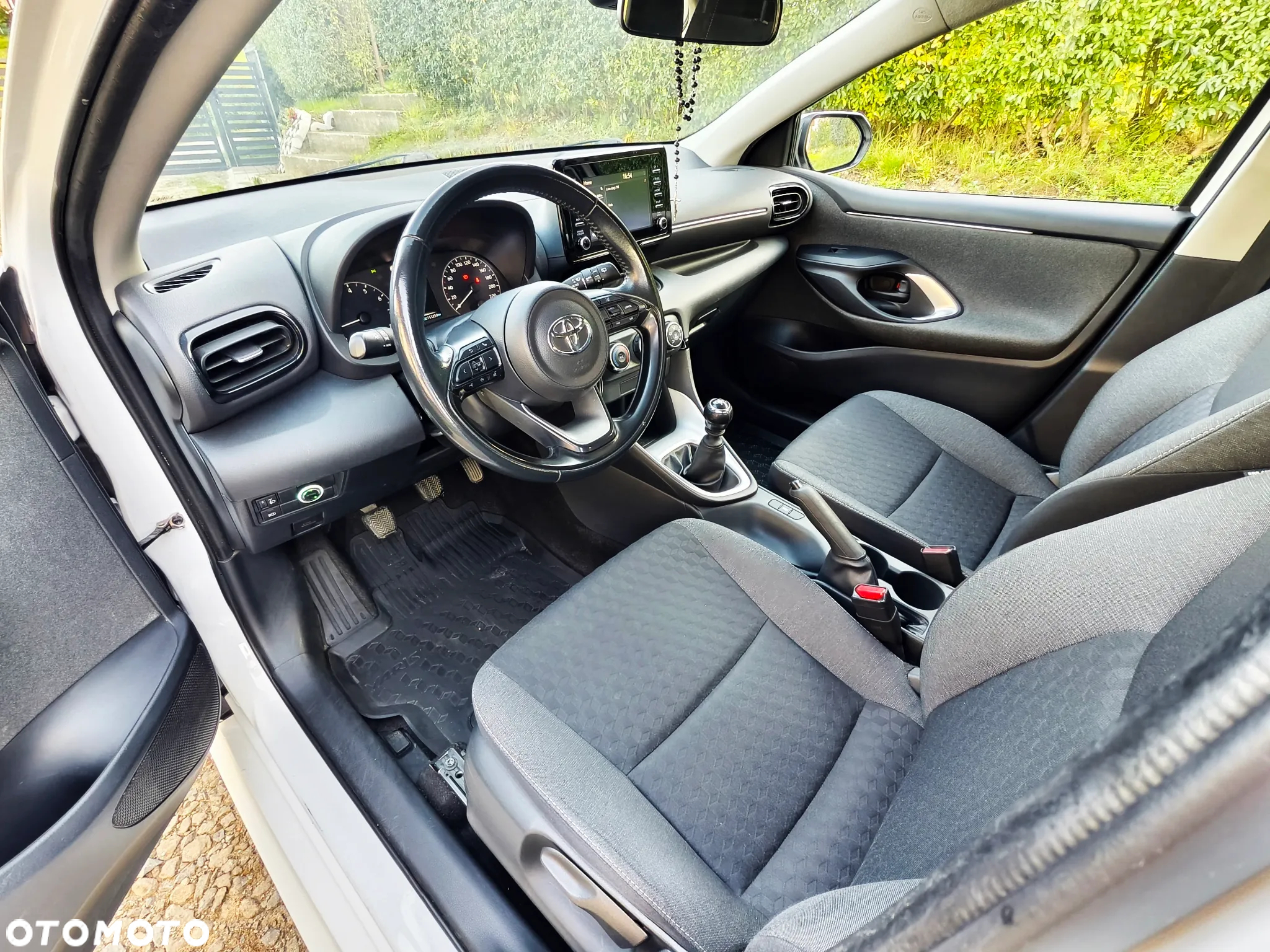 Toyota Yaris 1.5 Comfort - 12