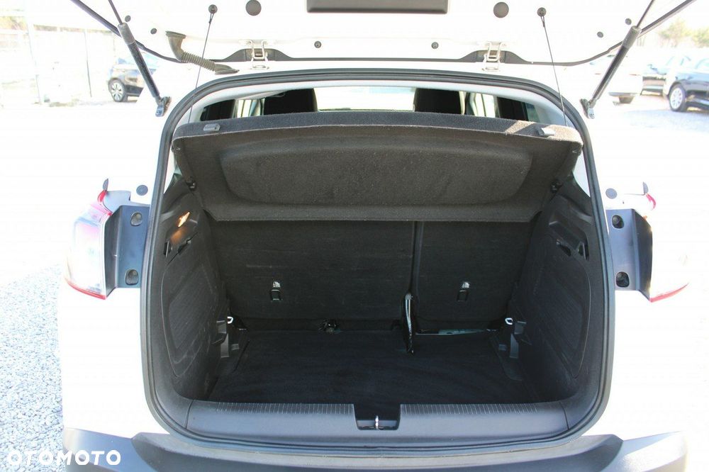 Opel Crossland X - 16
