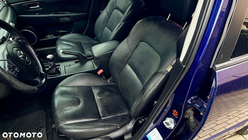 Mazda 3 - 10