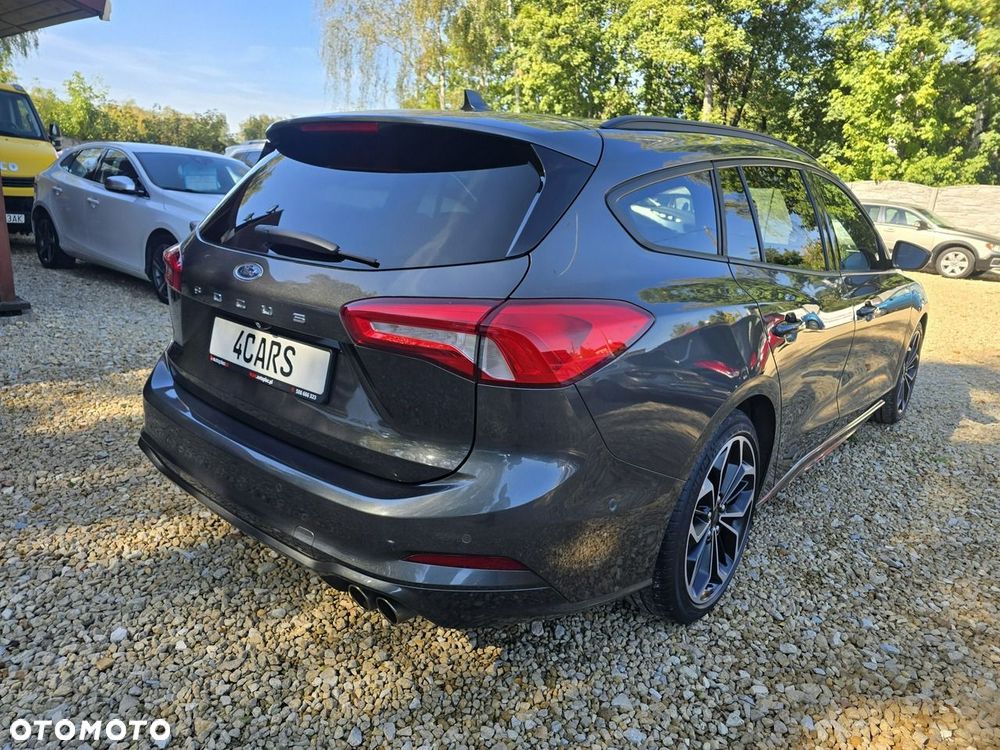 Ford Focus - 40