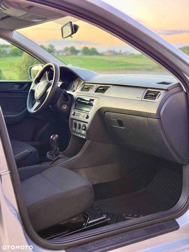 Skoda RAPID 1.2 TSI Ambition Green tec - 17