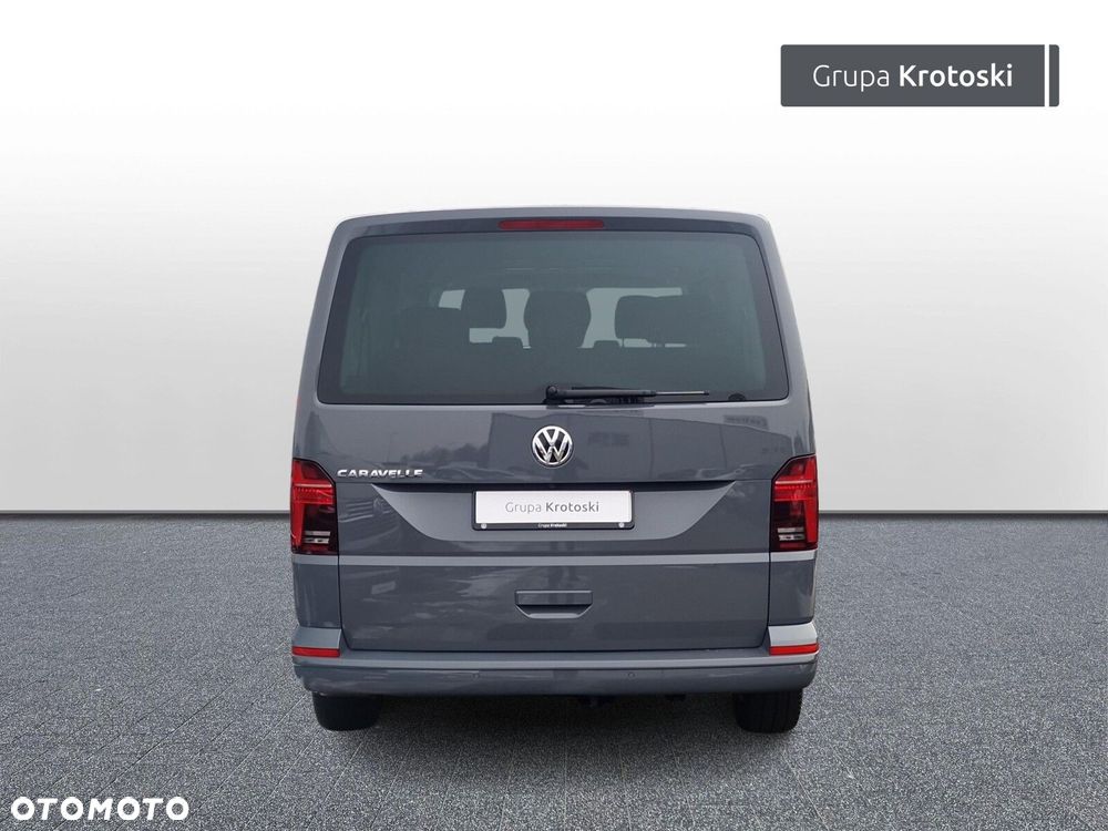 Volkswagen Caravelle - 11