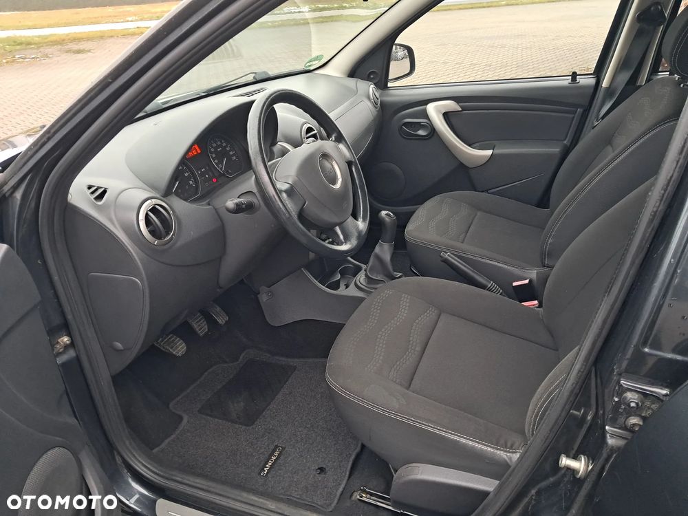 Dacia Sandero Stepway - 15