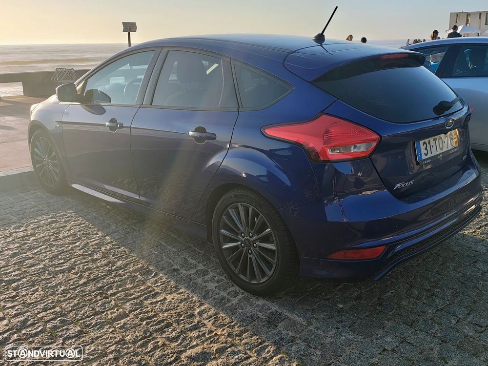 Ford Focus 1.0 EcoBoost ST-Line - 5