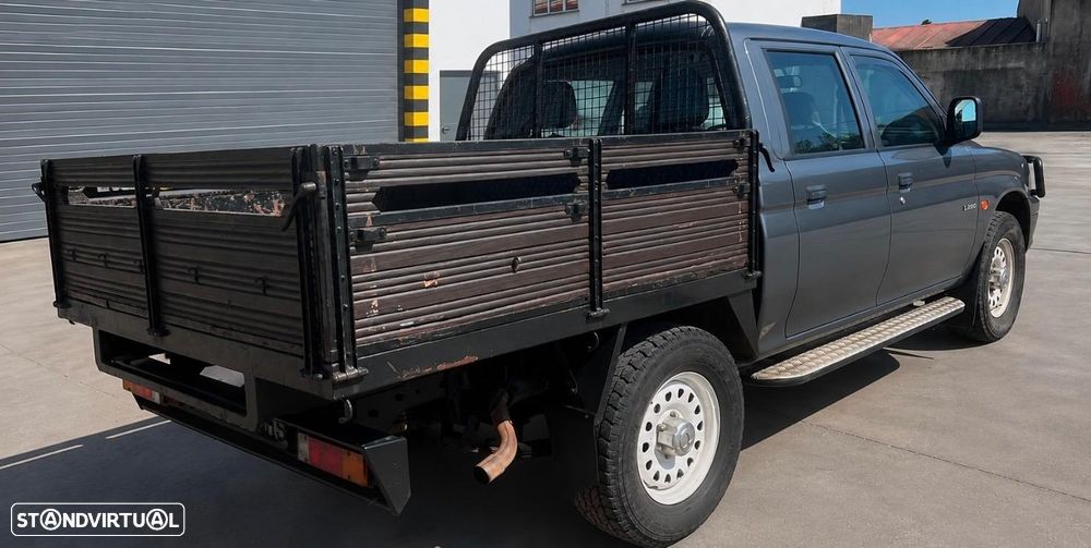 Mitsubishi L200 (K74TZNDFL6) - 3
